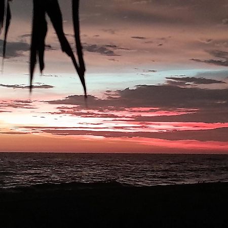 Tres Velas Surf Celestino Gazca Villasenor Eksteriør billede