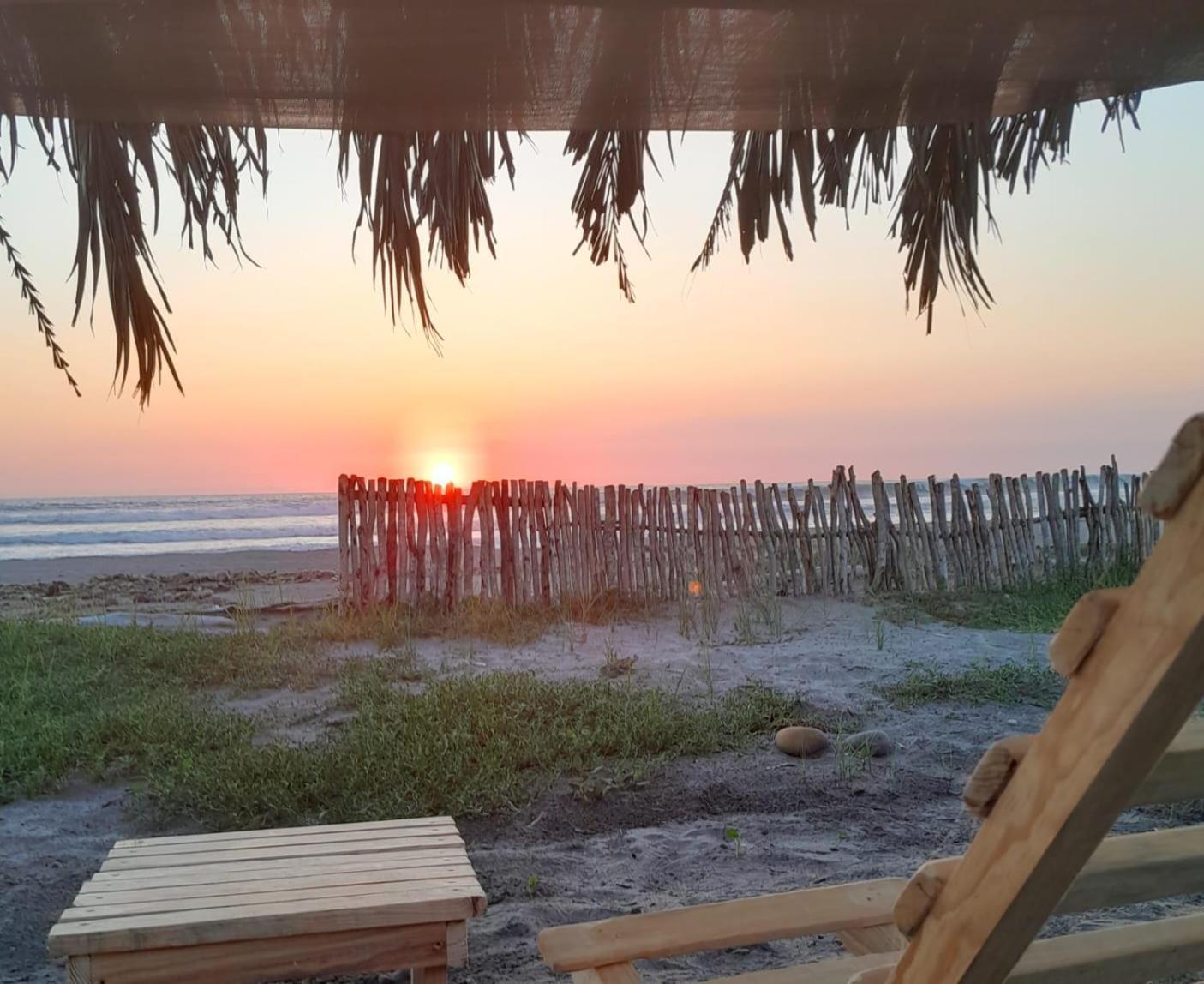Tres Velas Surf Celestino Gazca Villasenor Eksteriør billede