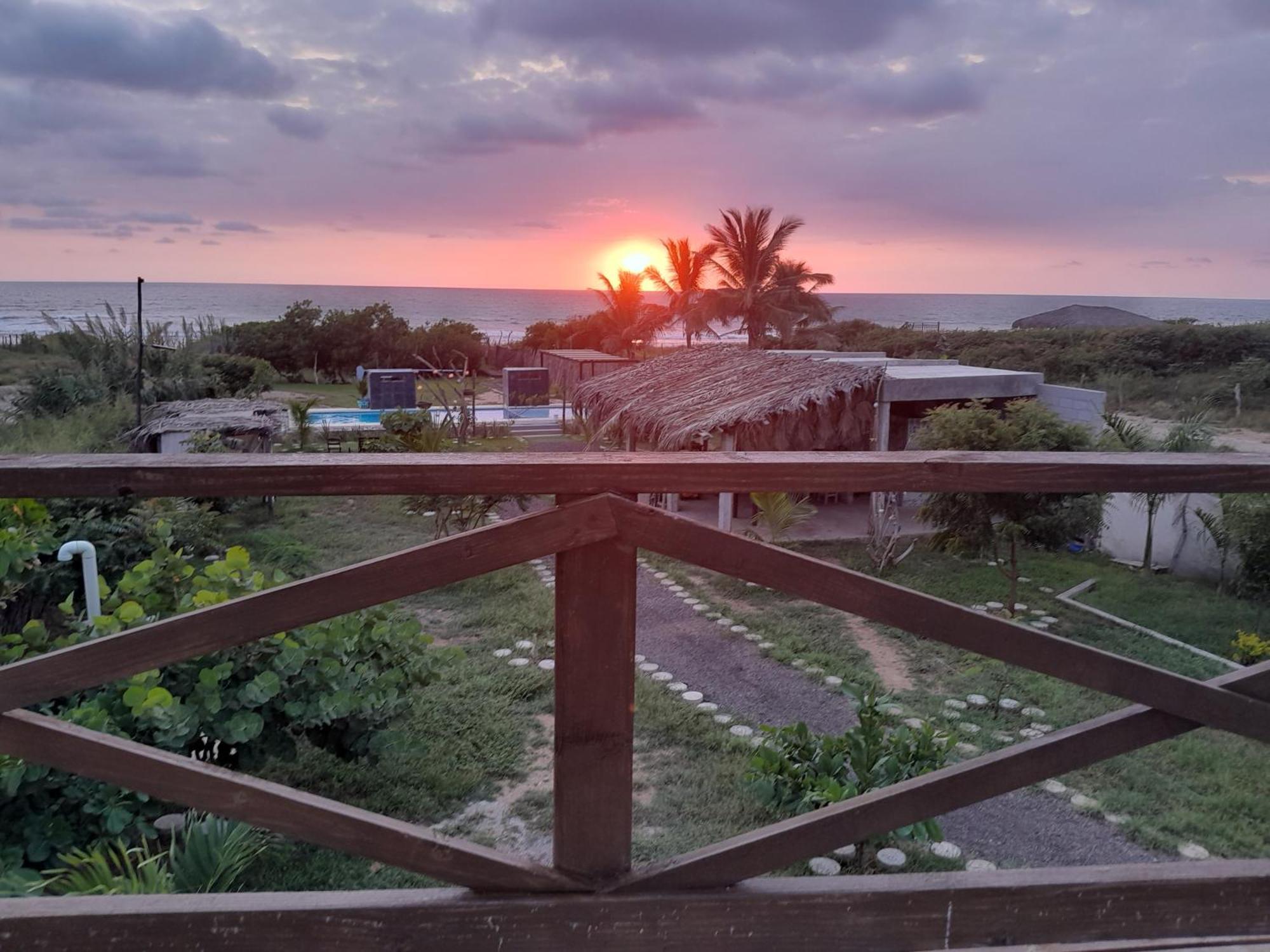 Tres Velas Surf Celestino Gazca Villasenor Eksteriør billede